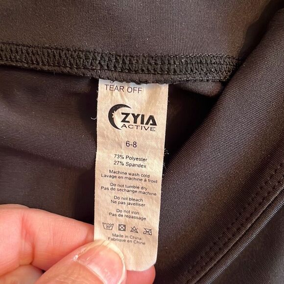 Zyia Black Leggings with Leopard Print Accent Size 6-8 - Picture 5 of 5